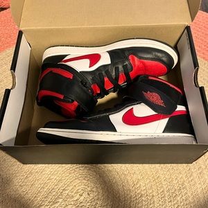Nike Air Jordan 1 HI FLYEASE 11.5